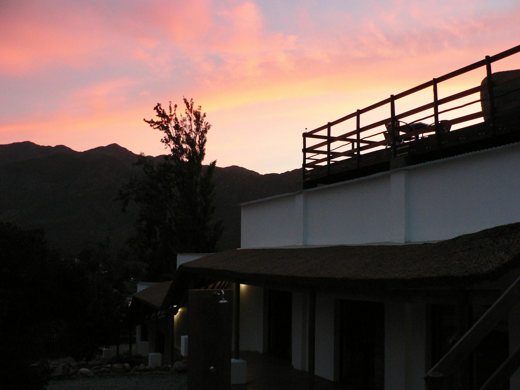 Mountain View Eco Lodge Монтегю Экстерьер фото